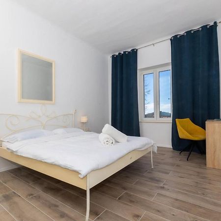 Kekia One Bedroom Apartment Дубровник Екстер'єр фото